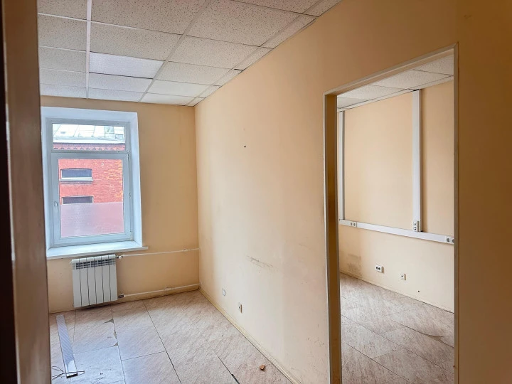 Нежилое помещение 124,6 кв.м. на Петроградской набережной